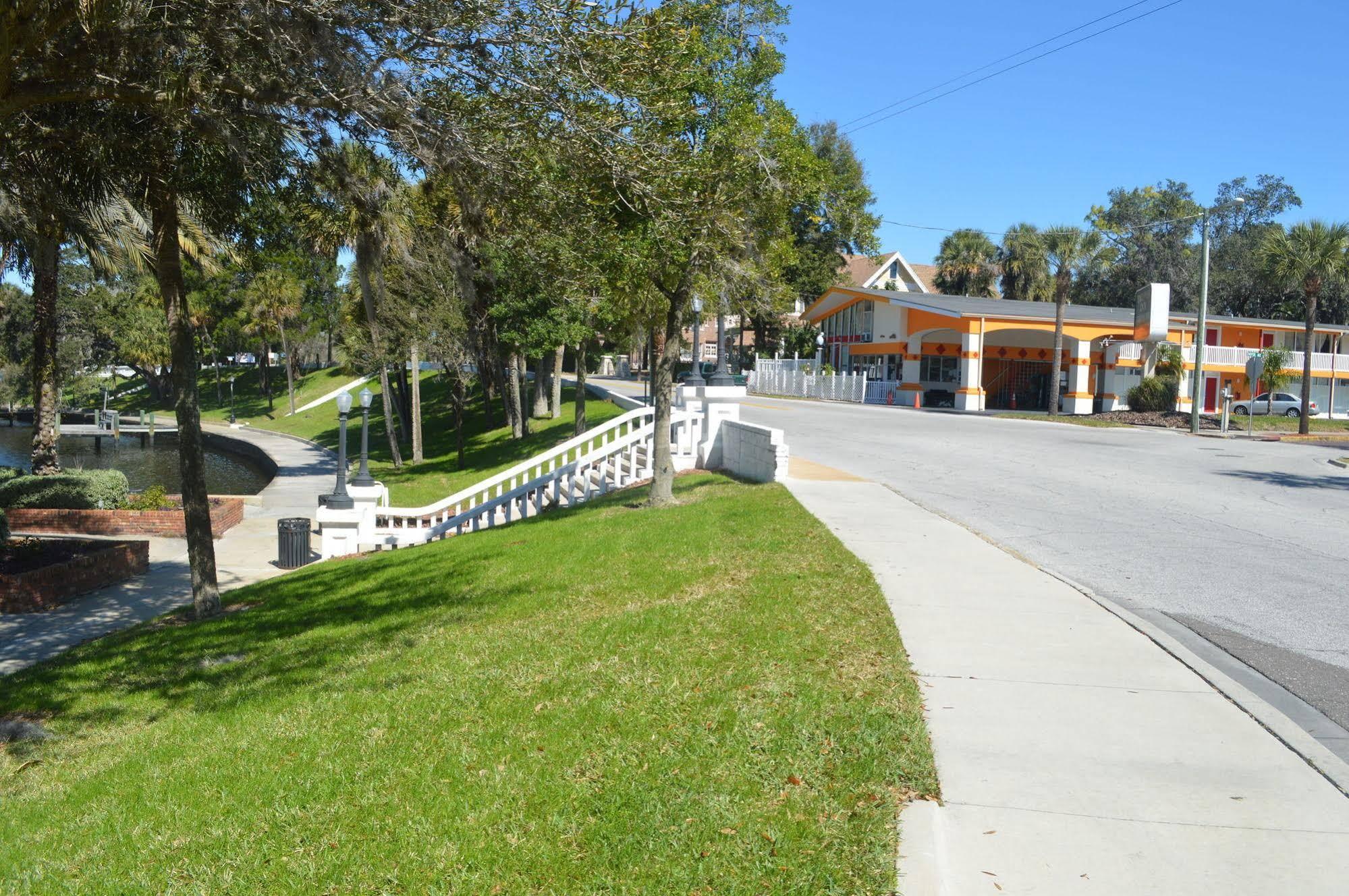 Tarpon Inn Tarpon Springs Eksteriør bilde